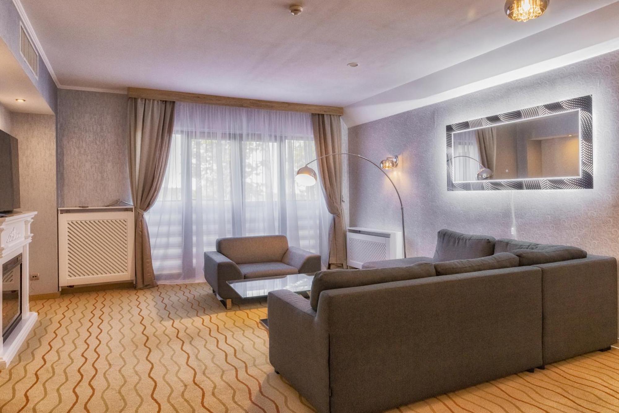 Malinowy Dwor Hotel Medical Spa Swieradow-Zdroj Exterior photo