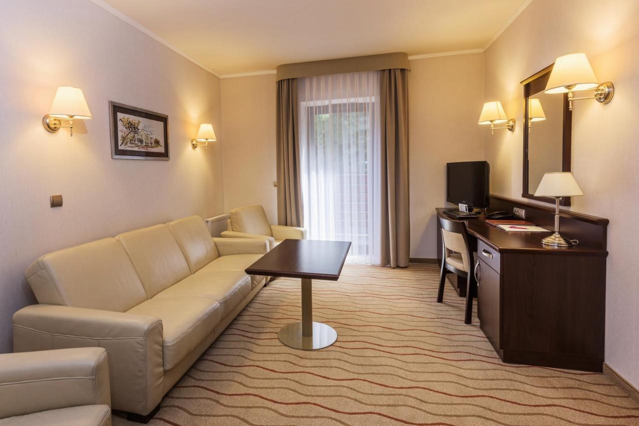 Malinowy Dwor Hotel Medical Spa Swieradow-Zdroj Exterior photo